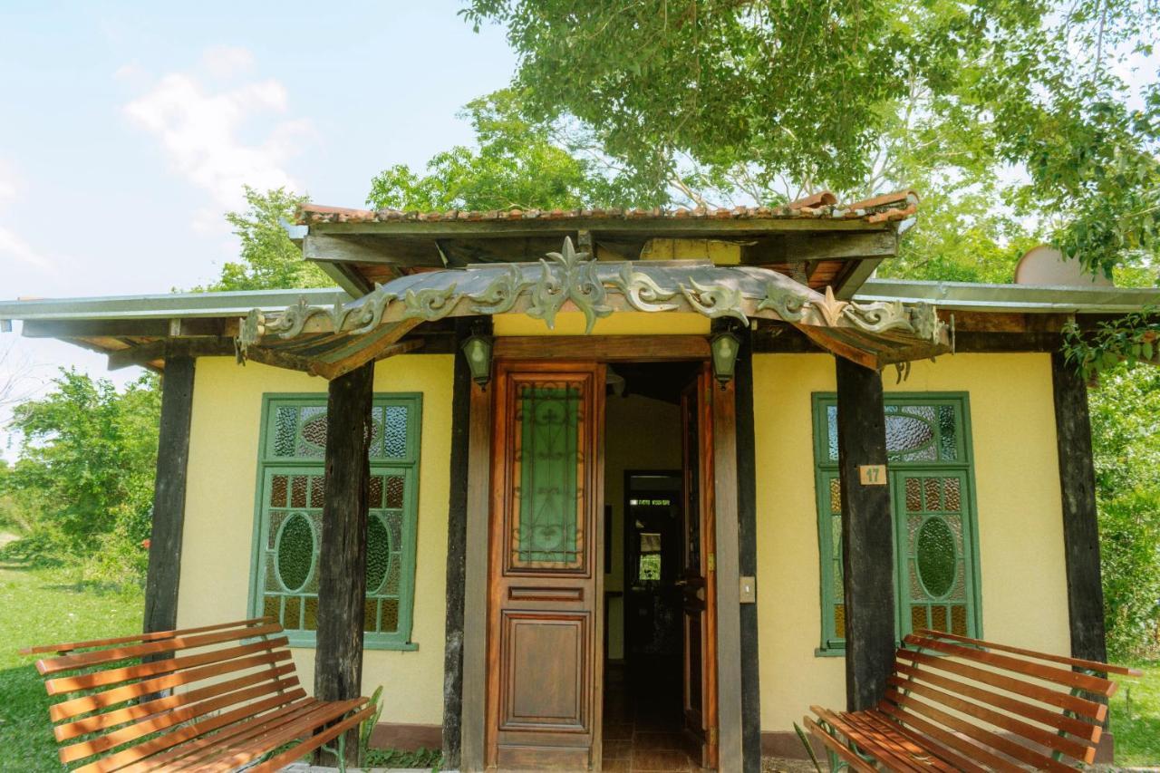 Hotel Santa Esmeralda Bonito  Exteriör bild